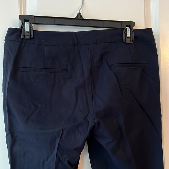 Gorgeous work pants. So cute - Picture 4 of 4